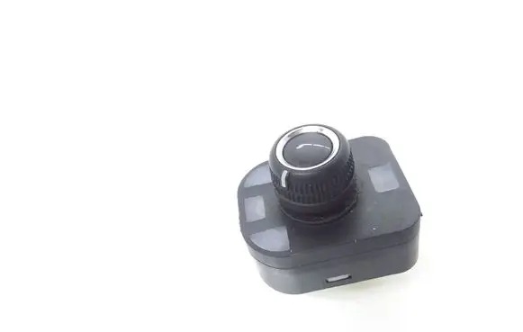 Audi A4 S4 B8 8K Wing mirror switch 8K0959565C