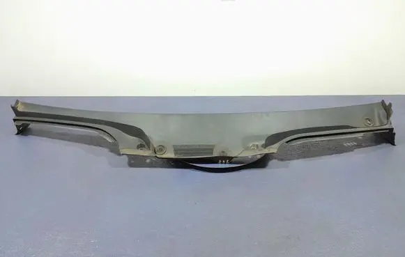 Mercedes-Benz GLC X253 C253 Wiper trim A2538306801