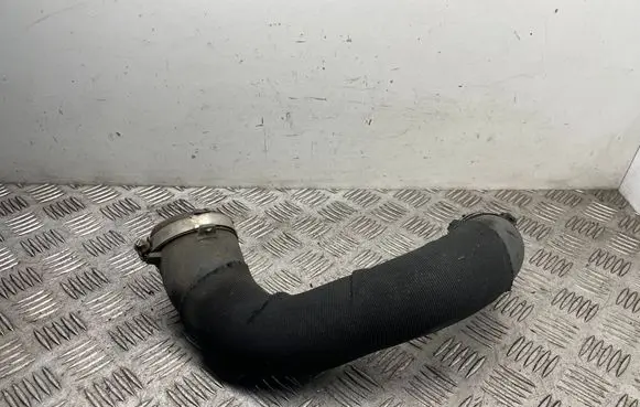 Intercooler hose/pipe
