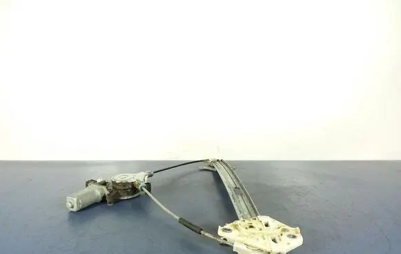Honda Accord Front door window regulator with motor 