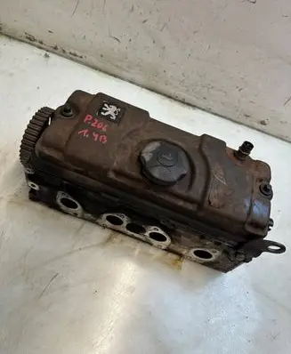 Peugeot 206 Engine head 9634005010