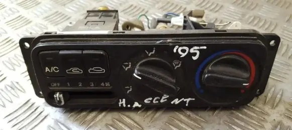 Hyundai Accent Climate control unit