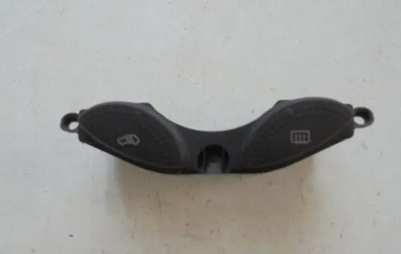 Ford Focus Windscreen/window heater switch 