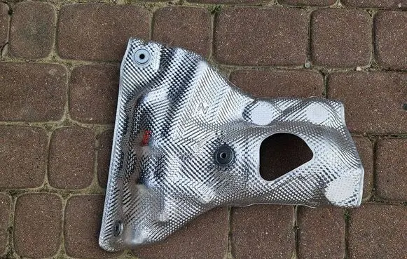 Toyota Camry VIII XV70 Battery tray heat shield OPELCZESCI.com-D35