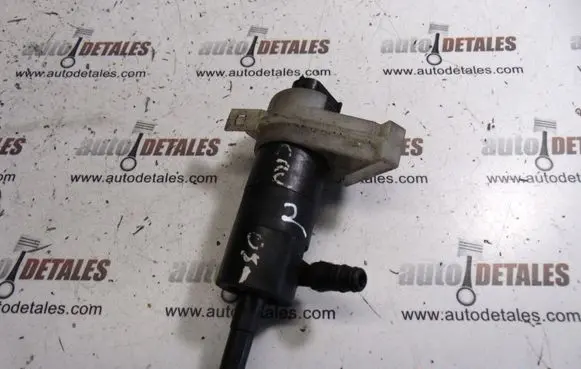 Honda CR-V Windscreen/windshield washer pump