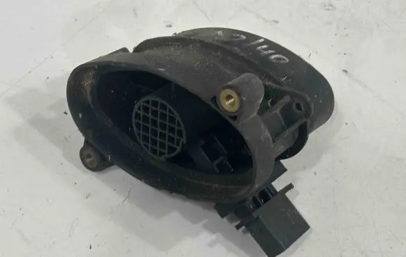 BMW 5 E60 E61 Mass air flow meter 8400529 7788744