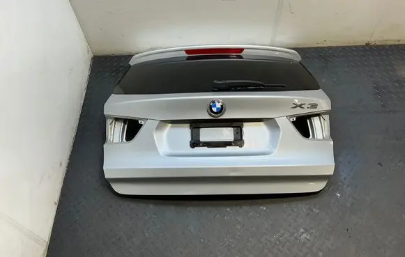 BMW X3 F25 Tailgate/trunk/boot lid