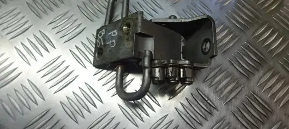 Audi A4 S4 B6 8E 8H Front door upper hinge 8E0831412