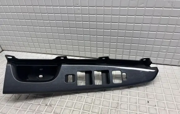 Mazda CX-7 Front door window switch trim EG22684L6 K4057