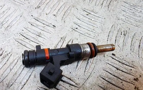 Alfa Romeo Mito Fuel injector 0280158224