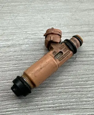 Lexus RX 300 Fuel injector 2325020030