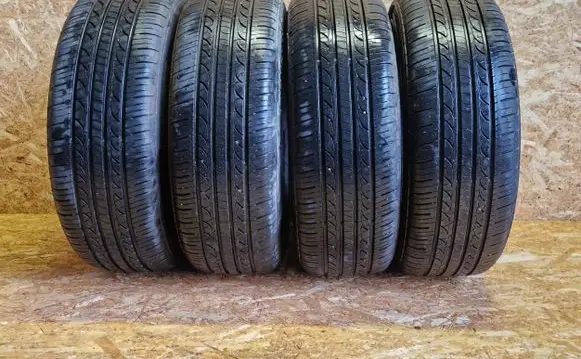Mitsubishi Carisma R15 summer tire 