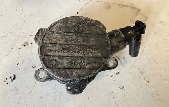 Opel Movano A Vacuum pump 8200102535 BF216