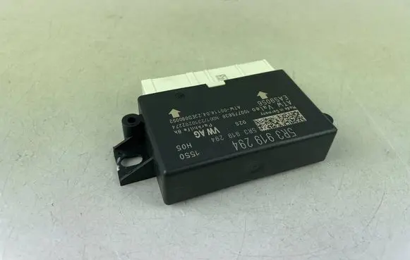 Volkswagen Golf VIII Parking PDC control unit/module 5R3919294
