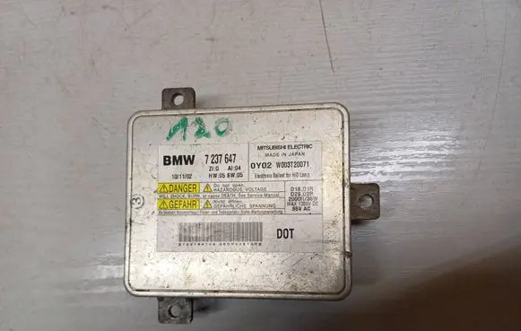 BMW X1 E84 Headlight ballast module Xenon W003T20071 7237647 101102
