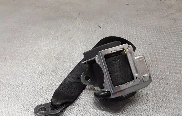 Mercedes-Benz B W245 Rear seatbelt 603332200