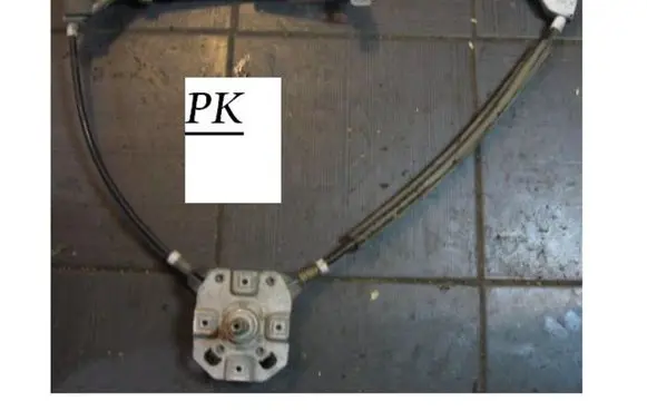 Audi 80 90 S2 B4 Front door manual window regulator 