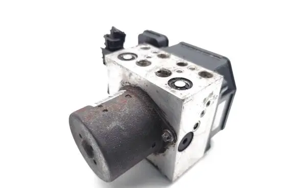 Jeep Grand Cherokee ABS Pump 68140741AA 17685433 A2125453240