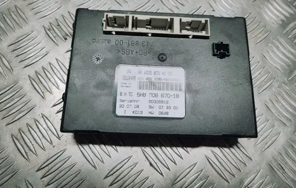 Mercedes-Benz S W221 Air conditioning/heating control unit A2218704192