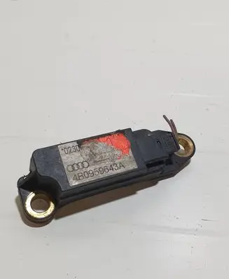 Audi A6 S6 C5 4B Airbag deployment crash/impact sensor 4B0959643A 0230