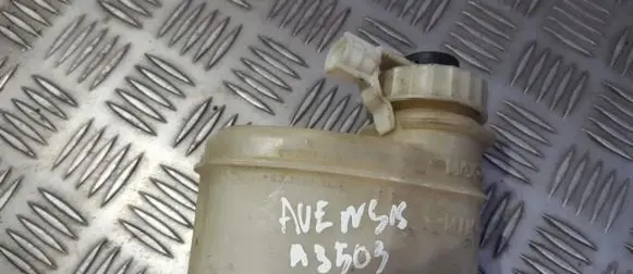 Toyota Avensis T220 Brake fluid reservoir 03350884211 03.3508-8421.1