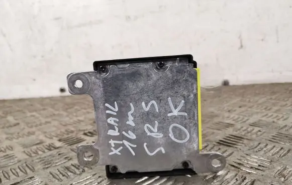 Nissan X-Trail T32 Airbag control unit/module 988204CG0A