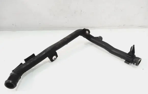 Volkswagen PASSAT B7 Engine coolant pipe/hose 03L121065AJ