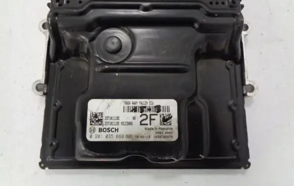 Renault Megane IV Engine control unit/module ECU 0281035669