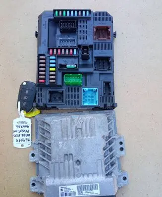 Engine ECU kit and lock set