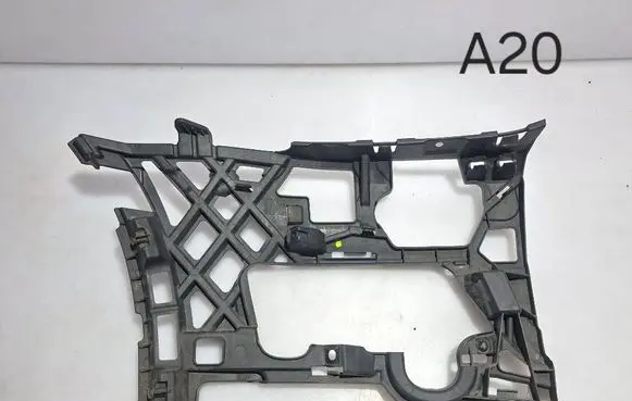 Volkswagen Golf VII Front bumper mounting bracket 5G0807723D 5G0807723