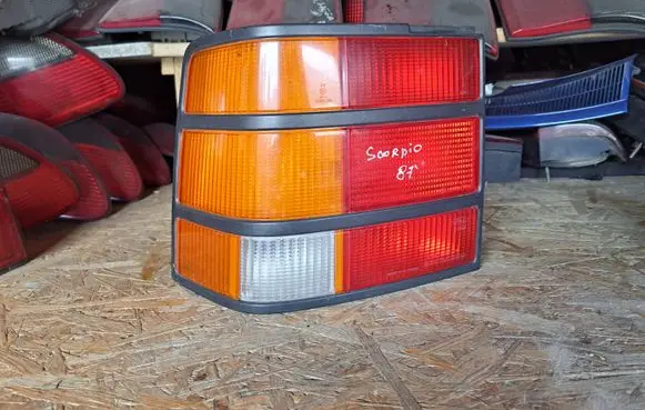 Ford Scorpio Rear/tail lights 72155