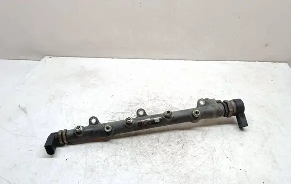 BMW 5 E60 E61 Fuel main line pipe 0445214030 7787164