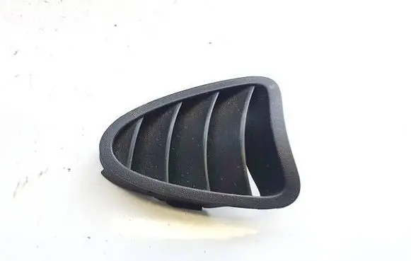 Dashboard side air vent grill/cover trim