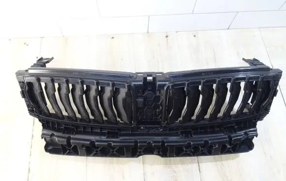 BMW 5 G30 G31 Radiator support slam panel 5A1F0F805