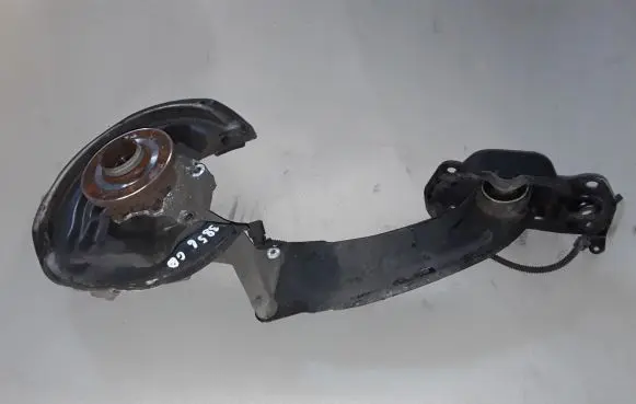 Audi Q3 8U Rear wheel hub 3C0505434K