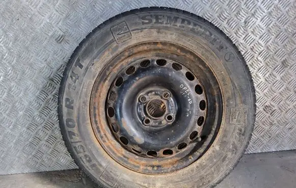Opel Vectra A R14 steel rim ET39