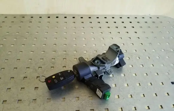 Volvo XC90 Ignition lock 8626324 8621509 8645228