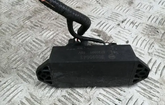 MG ZS Coolant fan relay 30090043 200727 5720001