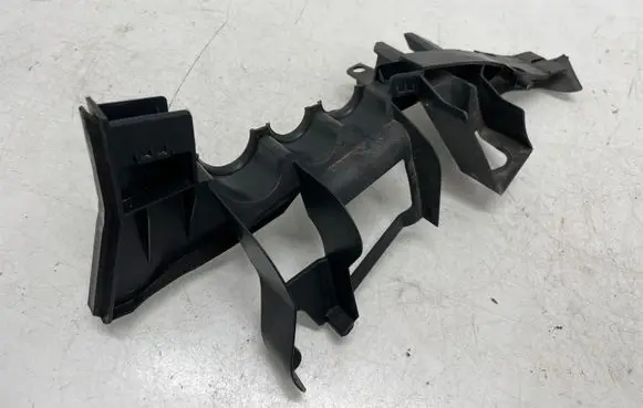 Mercedes-Benz C W205 Other engine bay part A2058317800