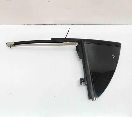 Rear vent window glass