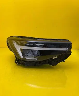 Volvo XC40 Headlight/headlamp 32293764
