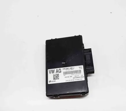 Volkswagen Touareg II Gateway control module 7P6907530F 7P6907530J
