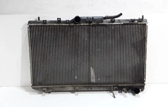 Toyota Avensis T220 Coolant radiator