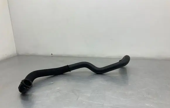 BMW 5 E60 E61 Engine coolant pipe/hose 7563852