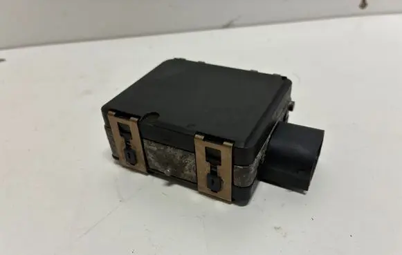 Mercedes-Benz A W177 Distronic sensor radar A0009057011