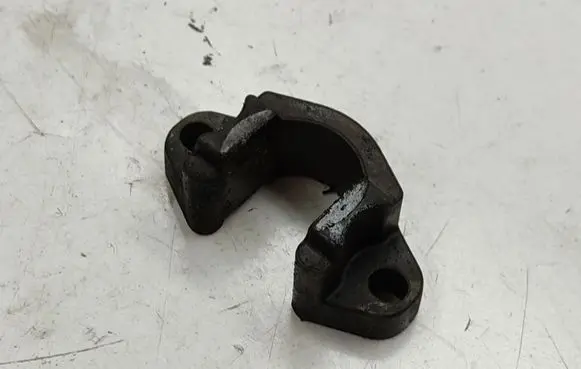 BMW 3 E46 Fuel Injector clamp holder