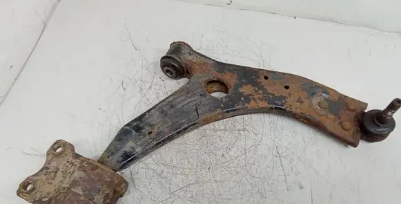 Volvo S40 Front lower control arm/wishbone