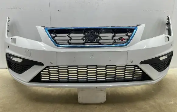 Seat Leon (5F) Front bumper 5F0807221AB