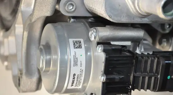 Volvo XC40 Oil pump 32444083