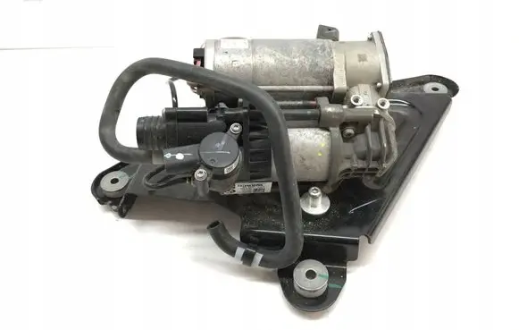 BMW 4 G22 G23 G24 G26 Air suspension compressor/pump 6894450